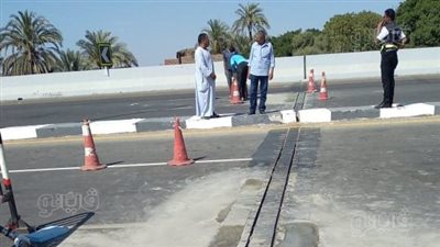 كلاكيت تاني مرة، السرقة وراء تعرية الطبقة الأسمنتية لمحور سمير فرج (صور)