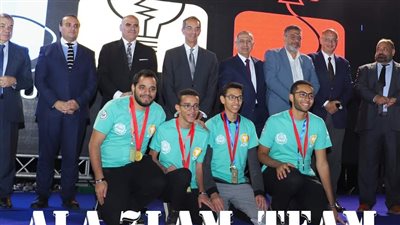 طلاب جامعة أسيوط يشاركون في أكبر مسابقة عالمية للبرمجة 