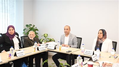 جامعة عين شمس تناقش جهود تحالف الأقاليم في إطلاق القوافل التنموية 