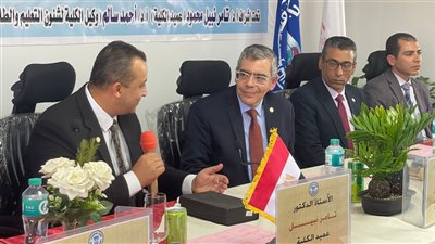 طلاب المصرية الصينية للتكنولوجيا التطبيقية بجامعة القناة يقدمون 24 مشروعا ابتكاريا (صور)