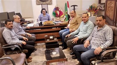 لإجراء تحاليل مخدرات للعاملين.. رئيس بلقاس يستقبل لجنة صندوق وعلاج الإدمان (صور)