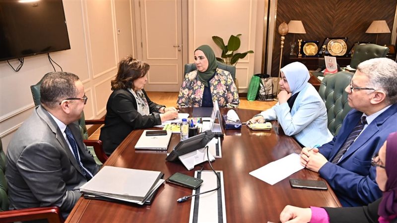 نيفين القباج وزيرة