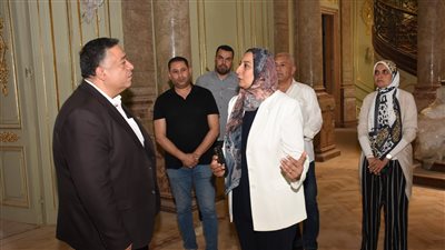 نائب رئيس جامعة عين شمس تتفقد أعمال التطوير بقصر الزعفران