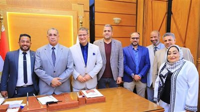 عبد الحليم علام يلتقي عددا من نقباء الفرعيات وأعضاء مجلس النواب 