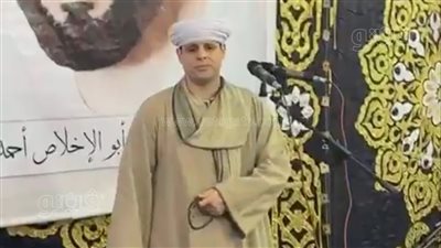 محمود التهامي يحيي الليلة الختامية لمولد أبو الإخلاص الزرقاني بالإسكندرية (فيديو وصور)