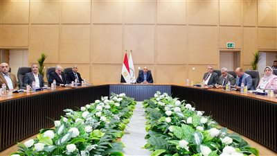 وزير الري: إعداد جيل جديد من المهندسين قادر على إدارة وصيانة محطات معالجة المياه 