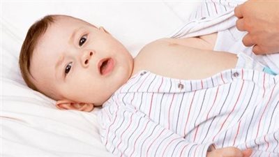 نصائح مهمة اتبعيها مع طفلك عند تخفيف الملابس 