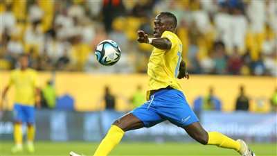 الدوري السعودي، النصر يتقدم بهدف علي الرياض في الشوط الأول 