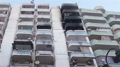 حريق يلتهم شقة سكنية بالعجمي ويتسبب في حالات اختناق