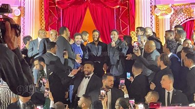 حميد الشاعري يشعل حفل زفاف نجل محمد فؤاد ومصطفى قمر يرد بـ