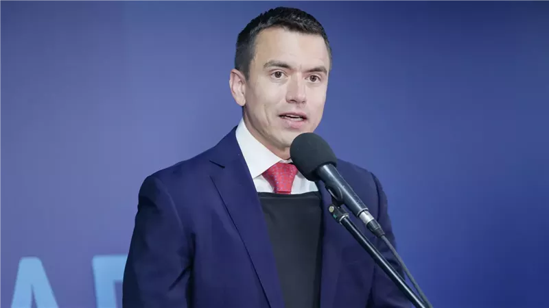  رئيس الإكوادور دانيال
