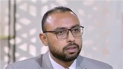 خبير اقتصادي يكشف سبب قلق الأوساط المالية من فوز ترامب 