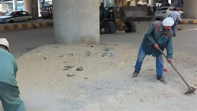 حملة نظافة أعلى نفق نصر الدين بحي العمرانية (صور)