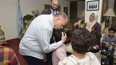 مراجعة الأوراق وعدم إجراء جولات، كواليس آخر 24 ساعة لـ محافظ أسيوط قبل حركة المحافظين المرتقبة