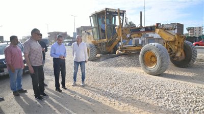 محافظ الغربية يتابع أعمال رصف شارع النحاس بطنطا وإنشاء محور النعناعية 