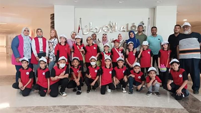 طلاب اليابانية بالوادي