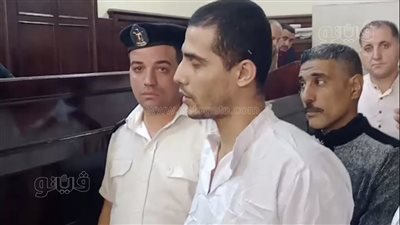 قاتل طالب الستامونى يطلب العفو من أسرة الضحية خلال جلسة محاكمته بالمنصورة 