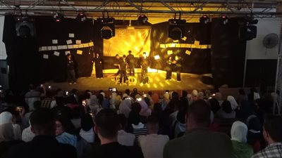 مهرجان بؤرة المسرحي بجامعة دمنهور كامل العدد في ثاني أيامه