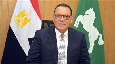 معركة الرجل الأول فى محافظات مصر.. الشرقية.. فساد الإدارات الهندسية يهدد بقاء «غراب».. عشرات القرارات ما بين الإيقاف والإقالة.. وإحالة العشرات للنيابة ولا تزال الأزمة مستمرة