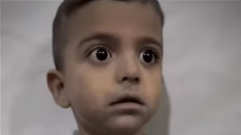الطفل المرتجف يظهر