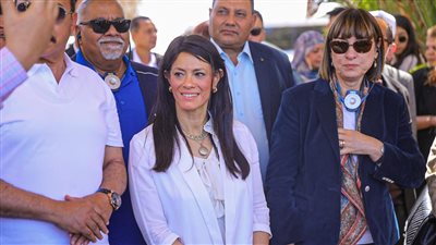 وزيرة التعاون الدولي تتفقد عددا من المشروعات التنموية بمحافظة أسوان