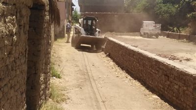 إزالة 3 حالات تعدٍ على الأراضي الزراعية بمدينة أرمنت في الأقصر