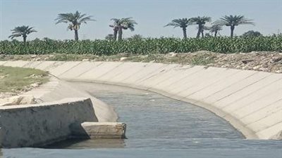 محافظ الفيوم: انتهاء 75 مشروعا لإنشاء كباري وتبطين الترع بقرى إطسا ويوسف الصديق