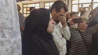  بكاء وانهيار أسرة طفل الدقهلية أمام جنايات المنصورة (فيديو وصور)