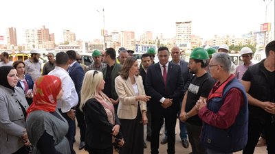 وزيرة الثقافة ومحافظ الدقهلية يتفقدان المسرح القومي بالمنصورة (صور)