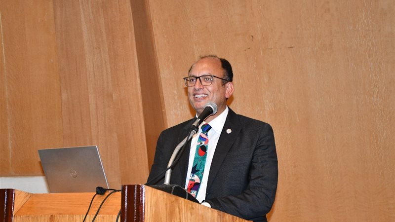 الدكتور السيد قنديل