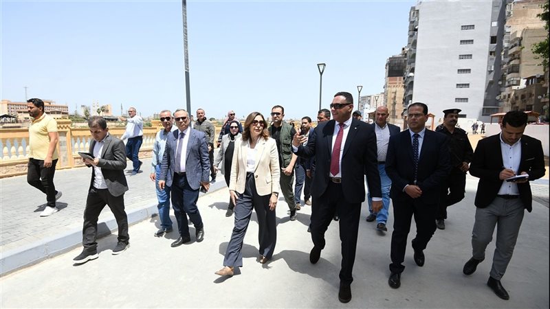 جولة وزيرة الثقافة