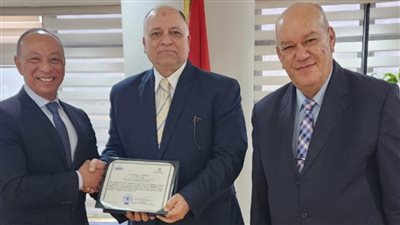 تجديد الرخصة الدولية لمطار القاهرة لثلاث سنوات