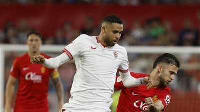 إشبيلية يفوز على ريال مايوركا 2-1 في الدوري الإسباني