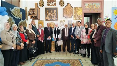 رئيسة حي غرب الإسكندرية تشهد معرض وحفل ختام الأنشطة التربوية بالإدارة التعليمية 