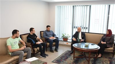 تكريم فريق كلية الحاسبات والمعلومات بعين شمس الفائز بالمراكز الأولى ببطولة البرمجة