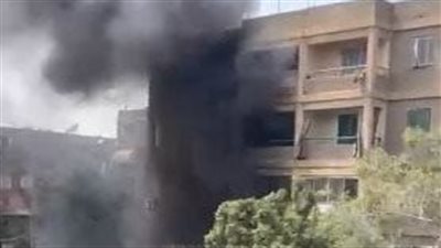 النيابة تنتدب المعمل الجنائي لفحص أسباب حريق عقار بالمعادي (صور)