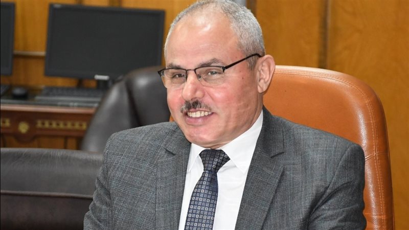 الدكتور ناصر مندور