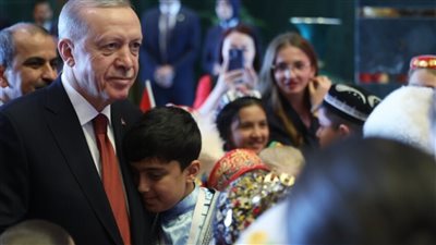 التنازل عن منصب رئاسة الجمهورية لطفل لمدة يوم واحد، تركيا تحتفل بيوم الطفولة