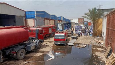 ماس كهربائي السبب، السيطرة على حريق مخازن بلاستيك الخانكة 