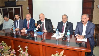 الغرفة التجارية بالبحيرة تعقد اجتماعًا لبحث آليات خفض أسعار الخبز 