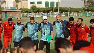 المقاولون العرب يواصل الاستعداد لسموحة تحت قيادة معتمد جمال