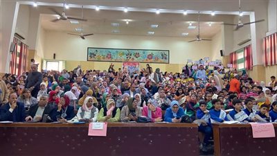 تنشيط السياحة تنظم ندوة عن الوعي السياحي بحضور 400 من طلاب مدارس المنتزة ثان 