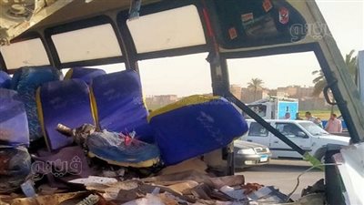 تفاصيل حادث تصادم أتوبيس وونش لنقل السيارات بالطريق الإقليمي بالشرقية، مصرع 3 أشخاص وإصابة 15 آخرين، والنيابة تطلب التقرير الفني (صور)