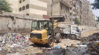 حي شرق بالإسكندرية: رفع 1624 طن قمامة بحرم السكة الحديد خلال شهر 