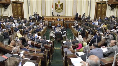 رئيس النواب يفتتح الجلسة العامة لمناقشة قانون المنشآت الصحية