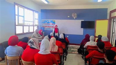 فرق القوافل التعليمية والدعم الفنى تجوب مدارس الوادي الجديد