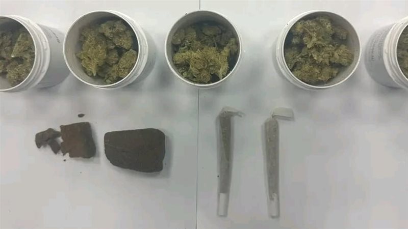 المضبوطات بحوزة رجال