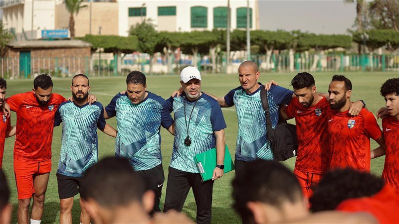 تدريبات المقاولون،فيتو