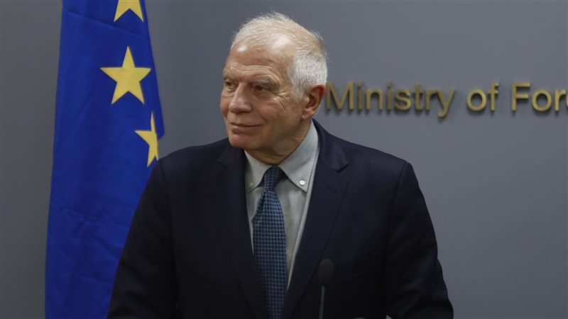 جوزيب بوريل، فيتو