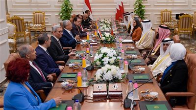 الأول من نوعه بمقر العاصمة الإدارية، جبالي يستقبل رئيس النواب البحريني 